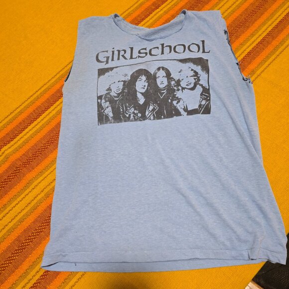 RARE 80s Girlschool Female Rock/Metal Band Orig. DIY Concert Cutoff T-Shirt S/M - Picture 3 of 11